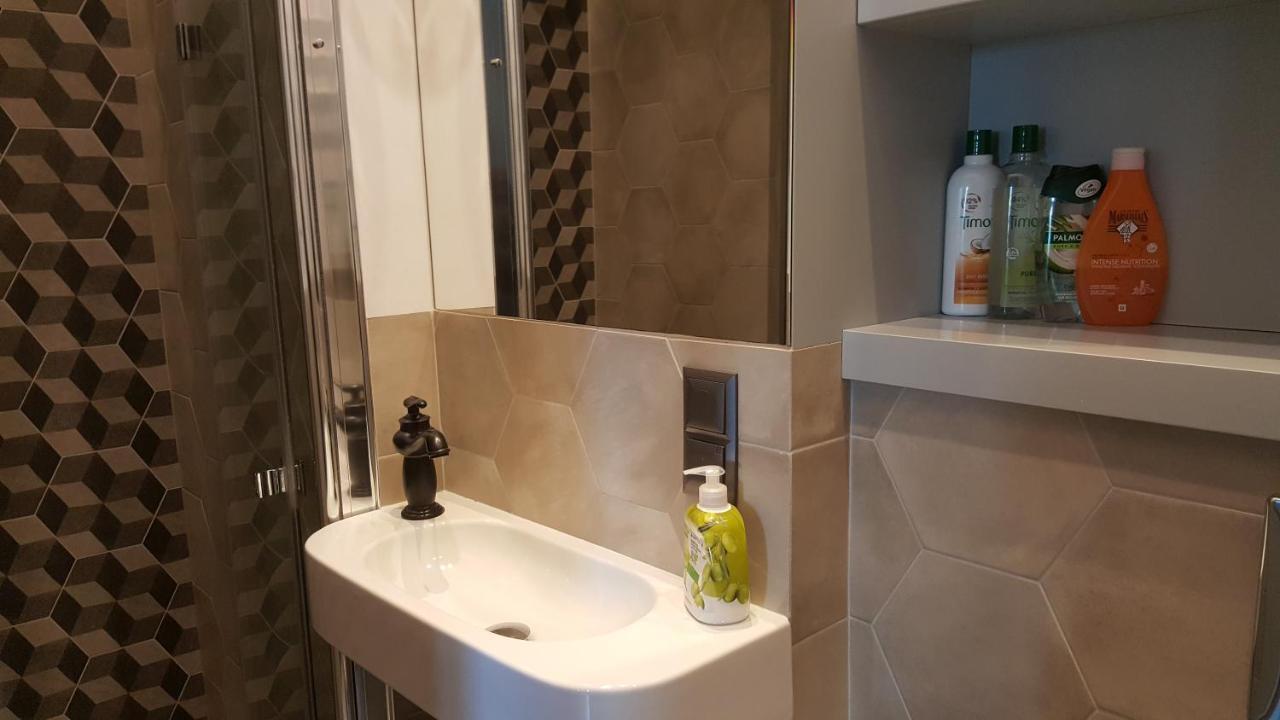 Apartament Na Wilczej Warschau Buitenkant foto