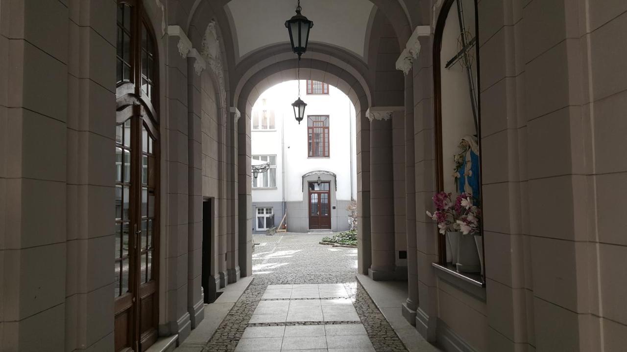 Apartament Na Wilczej Warschau Buitenkant foto