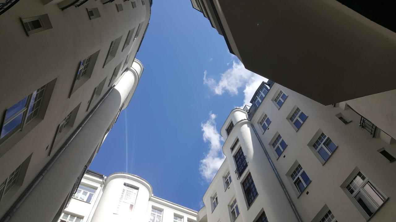 Apartament Na Wilczej Warschau Buitenkant foto